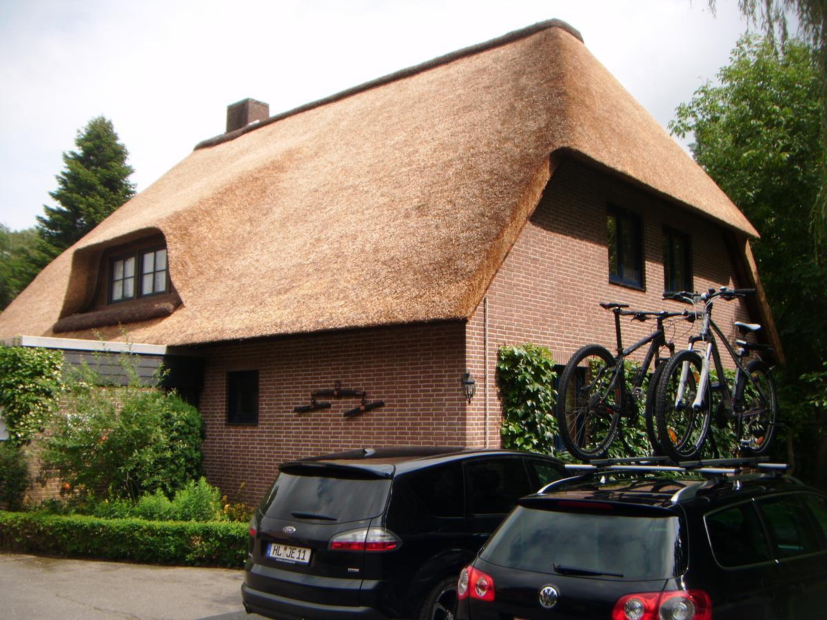 מלון Groß Grönau Landhaus Absalonshorst מראה חיצוני תמונה