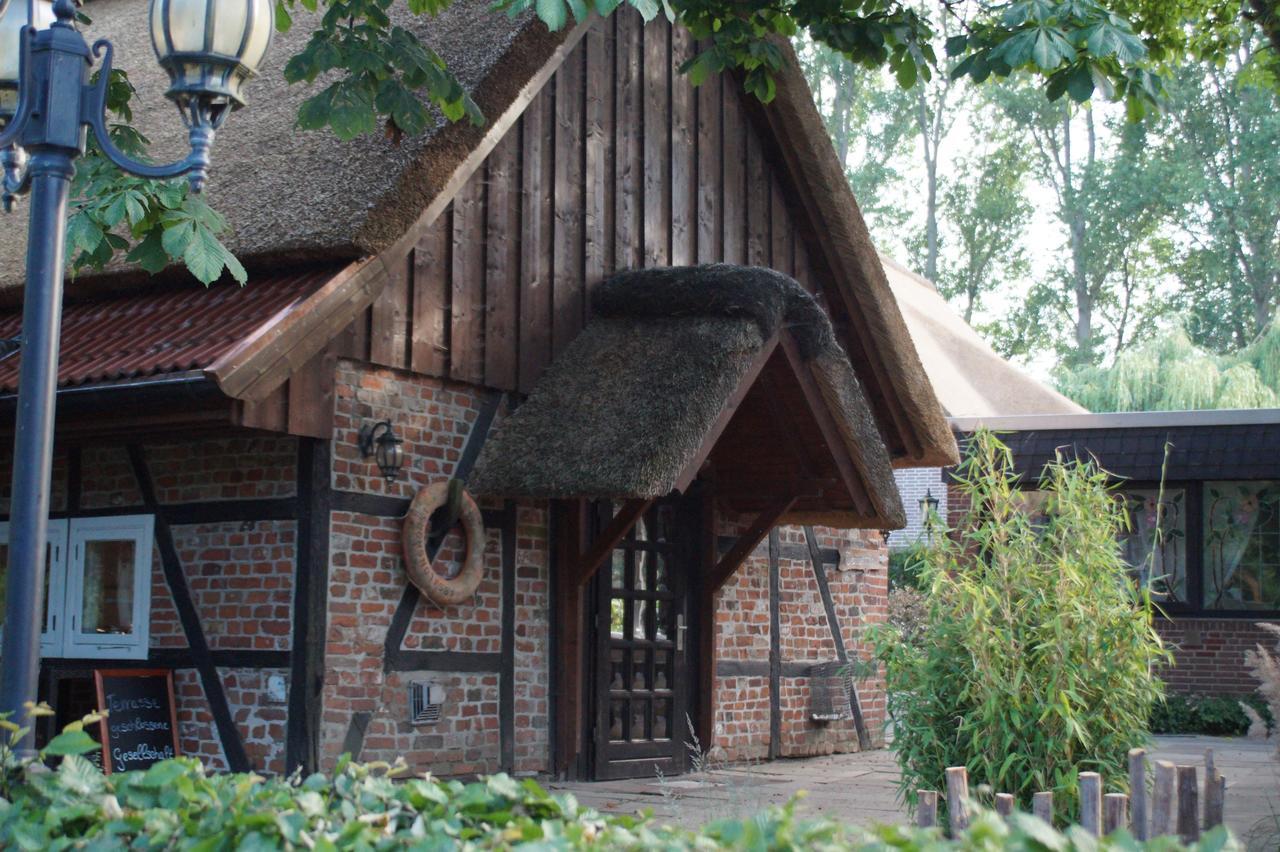 מלון Groß Grönau Landhaus Absalonshorst מראה חיצוני תמונה