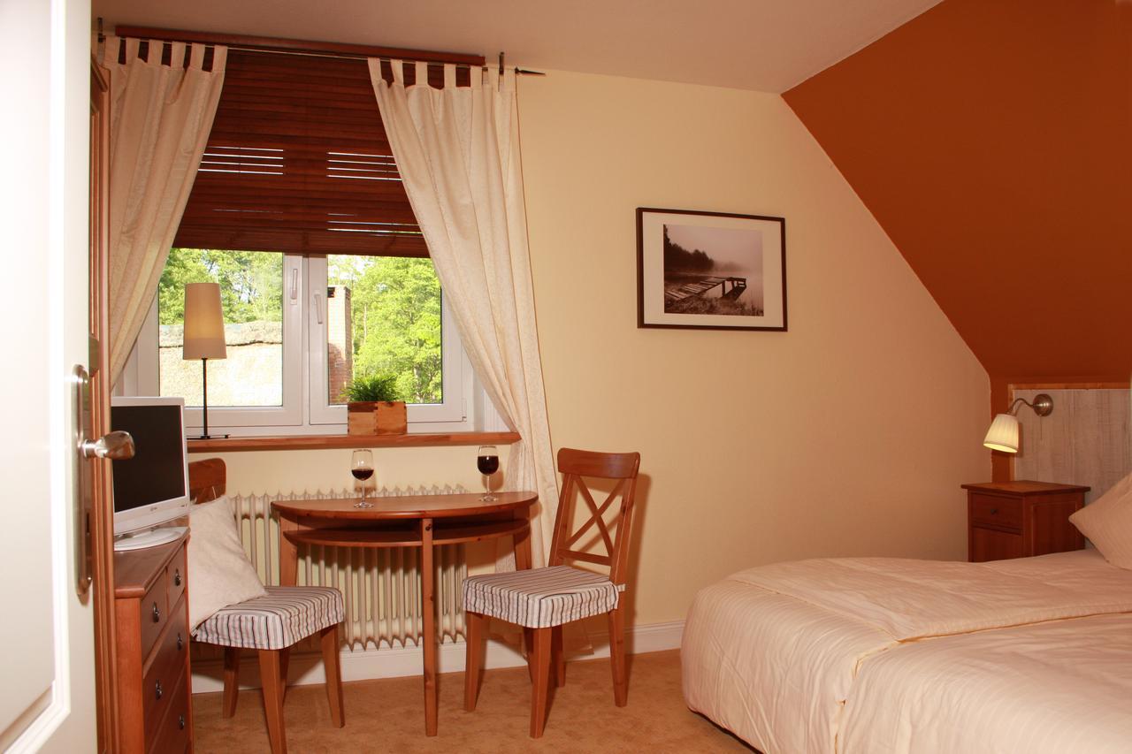מלון Groß Grönau Landhaus Absalonshorst חדר תמונה